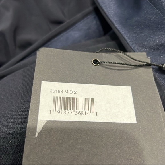 #136. IEENA for MAC DUGGAL gown. Size 2. NWT - Picture 7 of 7